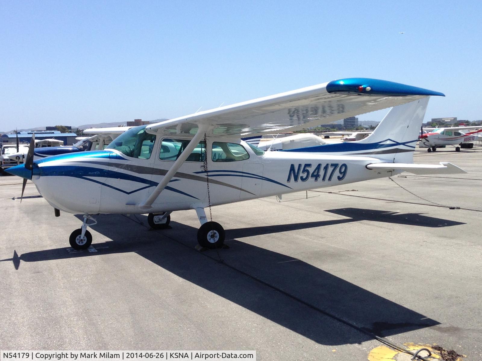N54179, 1981 Cessna 172P C/N 17274907, Sporting its new color, very nice