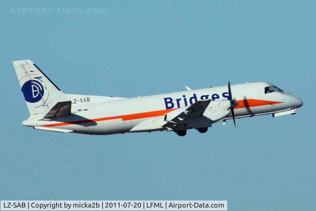 LZ-SAB, 1985 Saab-Fairchild SF340 C/N 340A-020, Take off