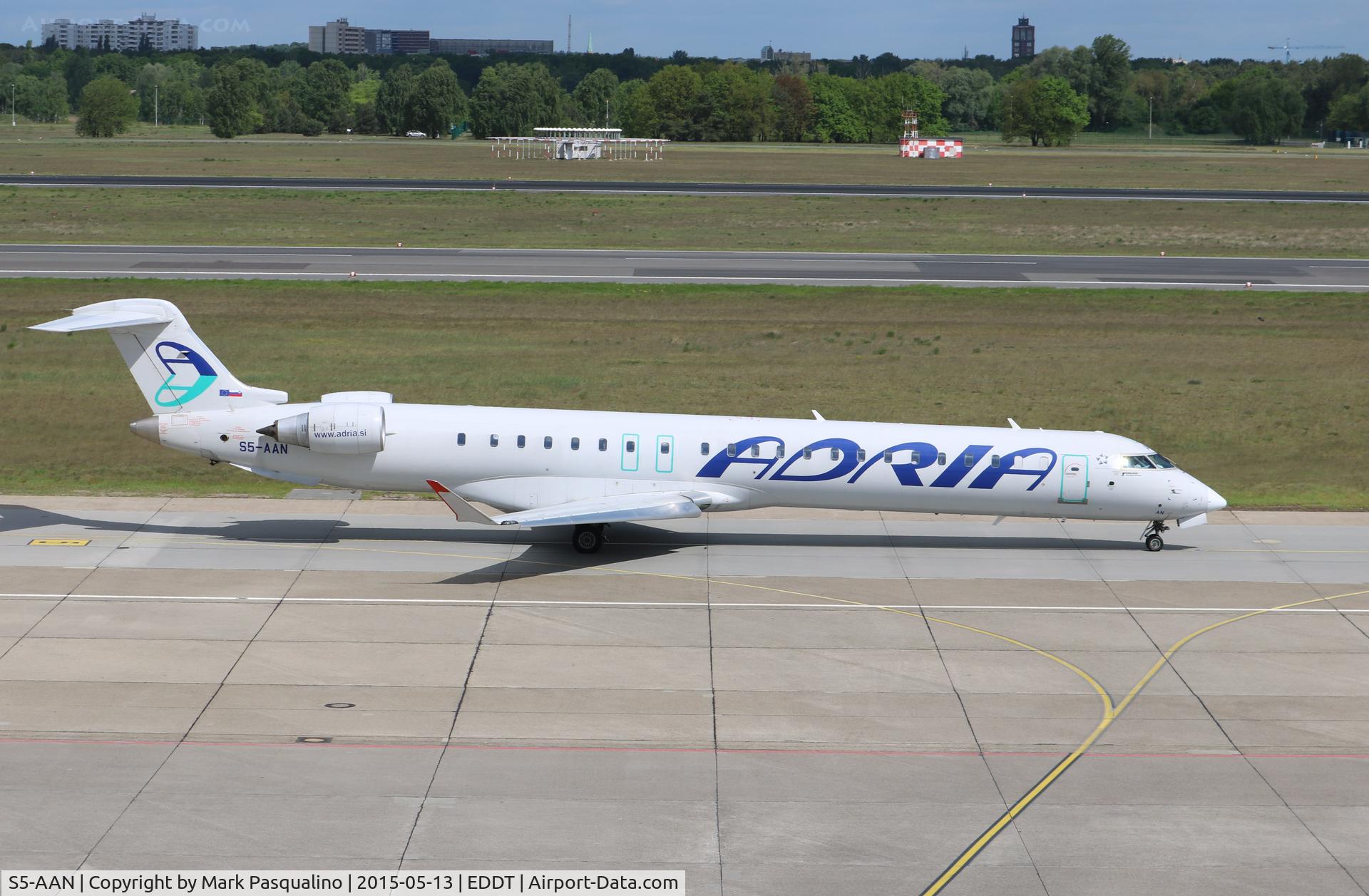 S5-AAN, 2008 Bombardier CRJ-900 NG (CL-600-2D24) C/N 15207, CL-600-2D24