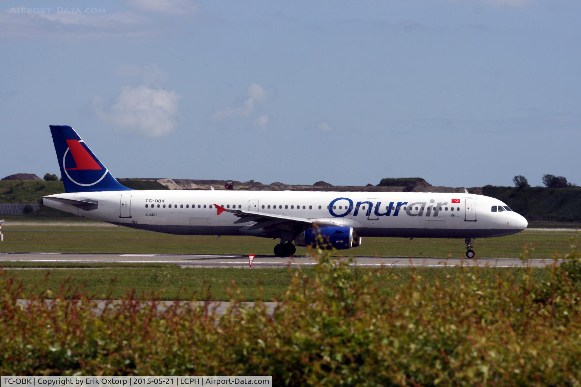 TC-OBK, 1998 Airbus A321-231 C/N 792, TC-OBK taking off rw 22R