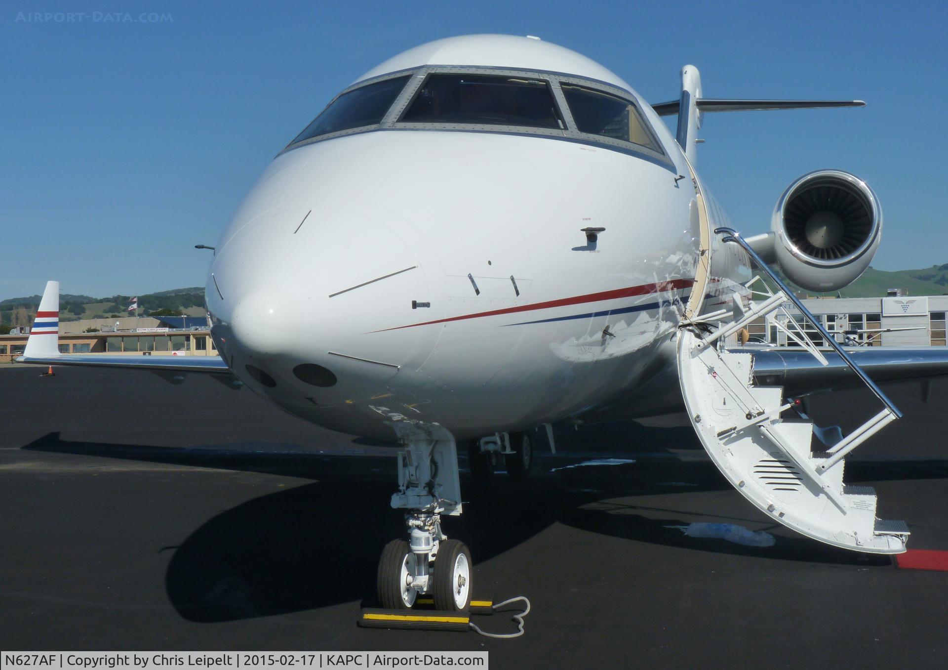 N627AF, 2000 Learjet Inc 60 C/N 193, A Challenger visiting Napa Airport, CA on a hot February day in Napa.