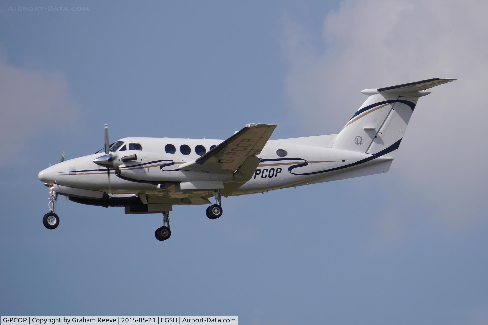 G-PCOP, 2004 Raytheon B200 King Air C/N BB-1860, Landing at Norwich.