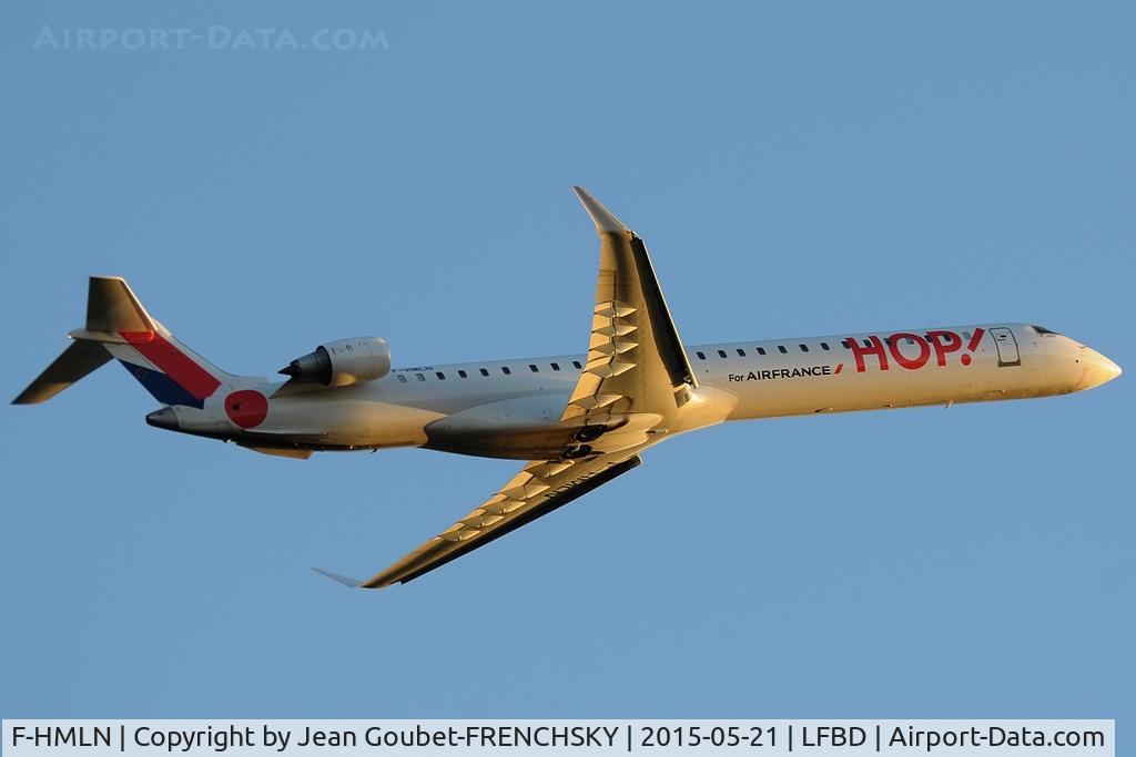 F-HMLN, 2012 Bombardier CRJ-1000EL NG (CL-600-2E25) C/N 19024, HOP ! A54129 take off 29 to Lyon