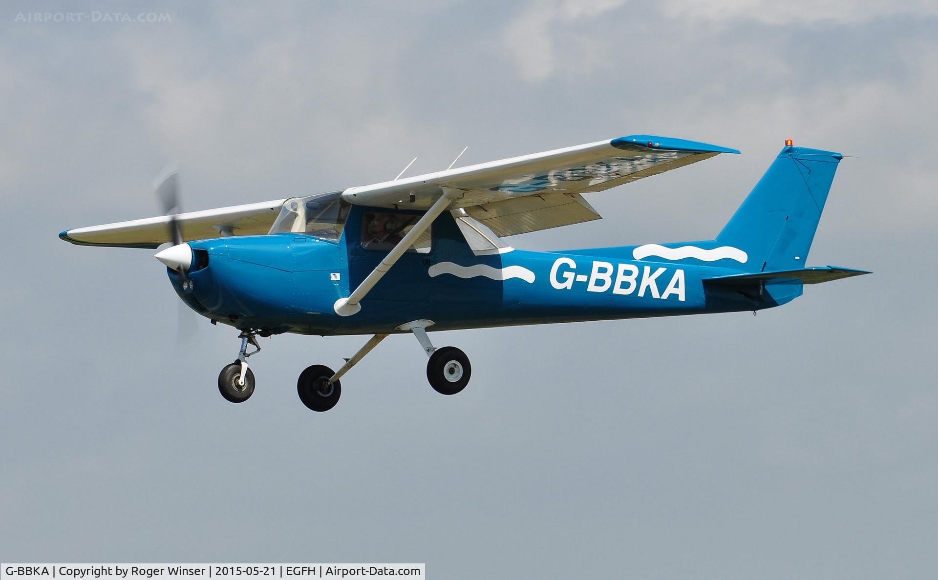 G-BBKA, 1973 Reims F150L C/N 1029, Resident Reims/Cessna F150L operated by Cambrian Flying Club finals to land Runway 28.