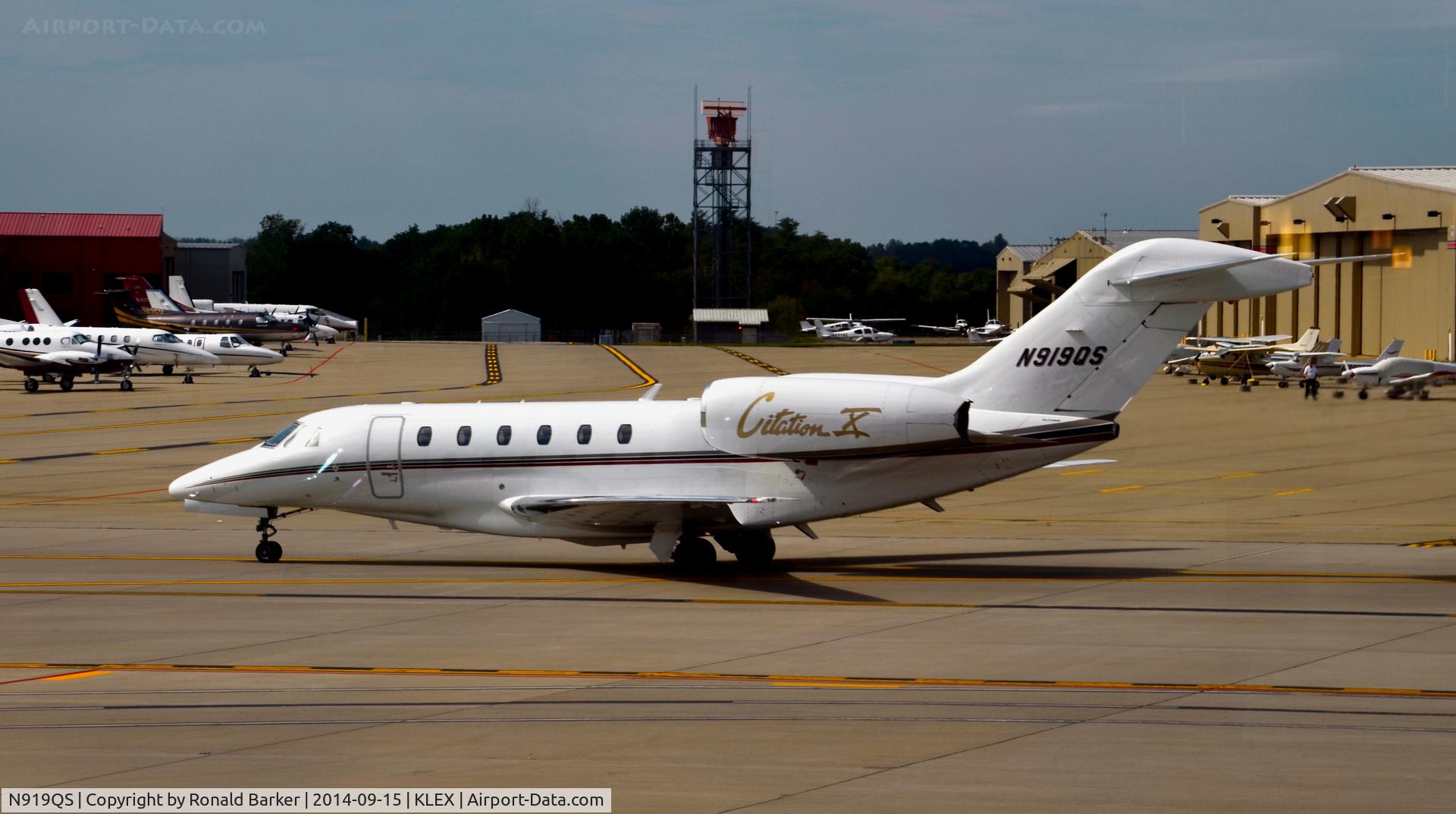 N919QS, 2003 Cessna 750 Citation X C/N 750-0224, Taxi Lexington