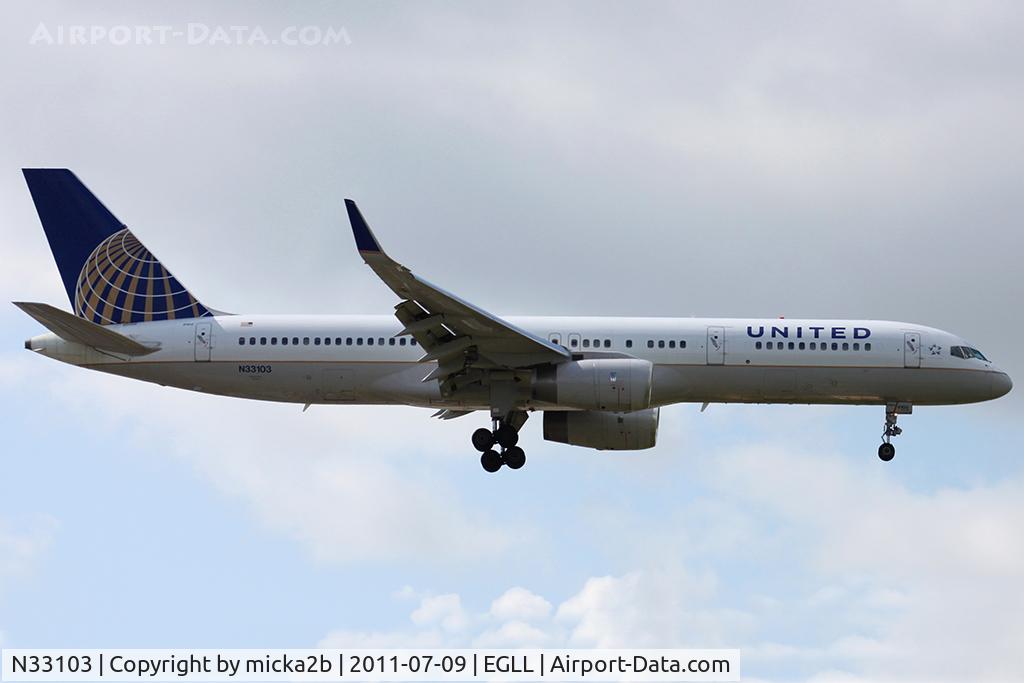 N33103, 1994 Boeing 757-224 C/N 27293, Landing