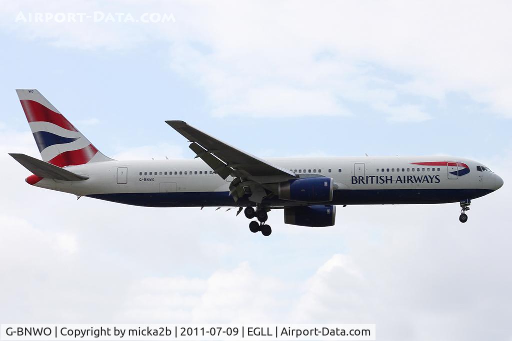 G-BNWO, 1992 Boeing 767-336 C/N 25442, Landing