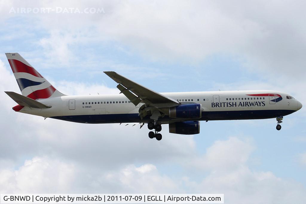 G-BNWD, 1989 Boeing 767-336 C/N 24336, Landing