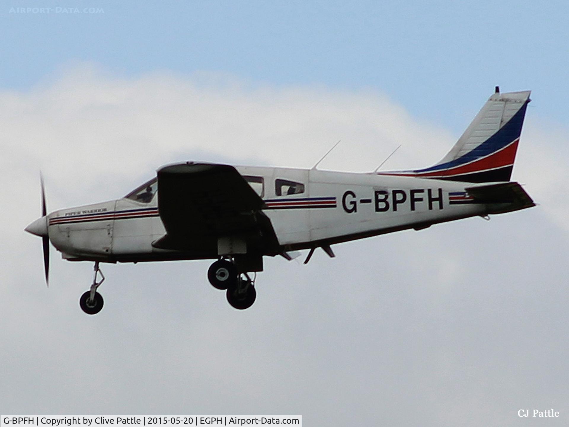 G-BPFH, 1981 Piper PA-28-161 Cherokee Warrior II C/N 28-8116201, Landing at Edinburgh (EGPH)
