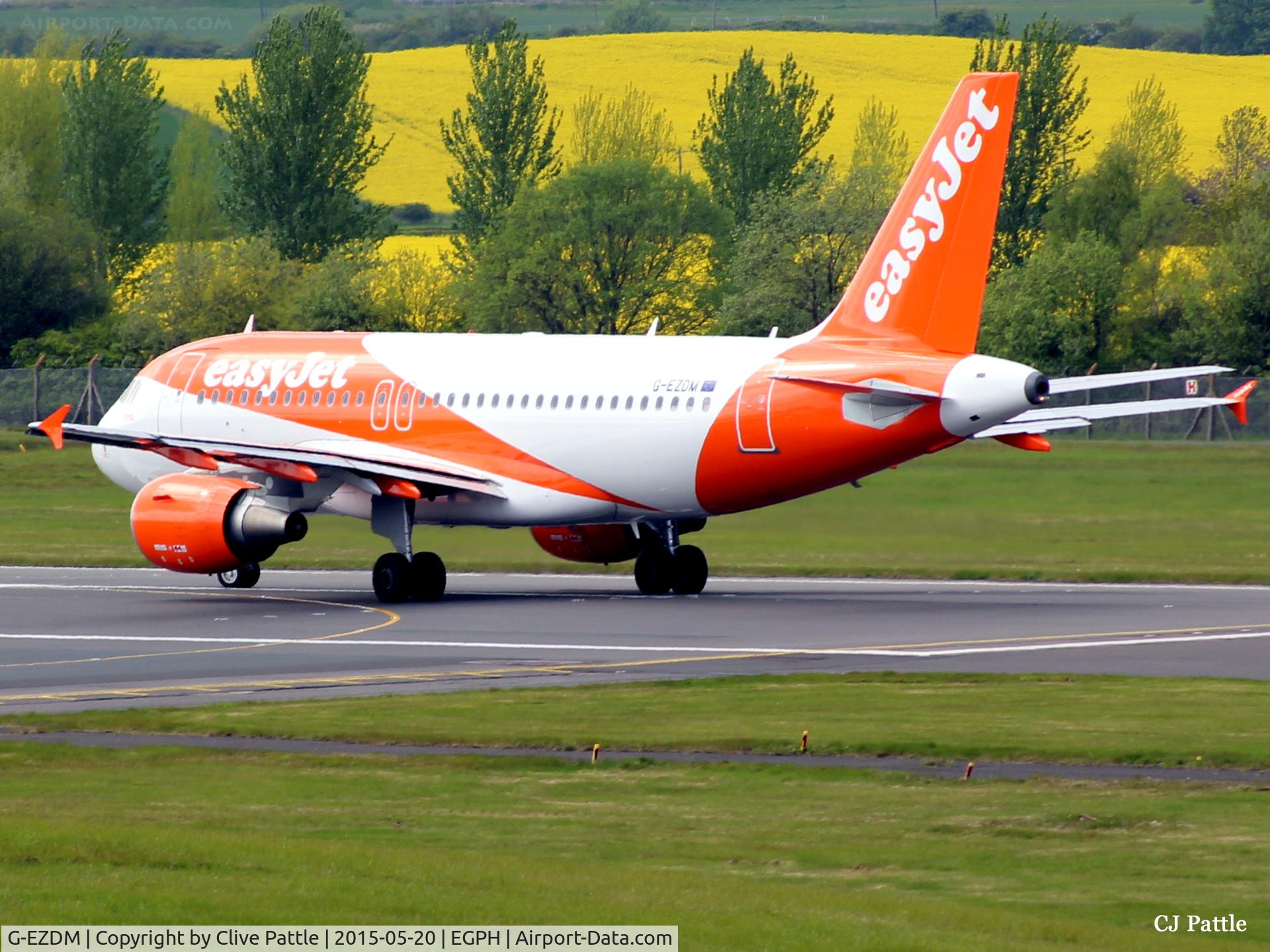 G-EZDM, 2008 Airbus A319-111 C/N 3571, Departing Edinburgh (EGPH)