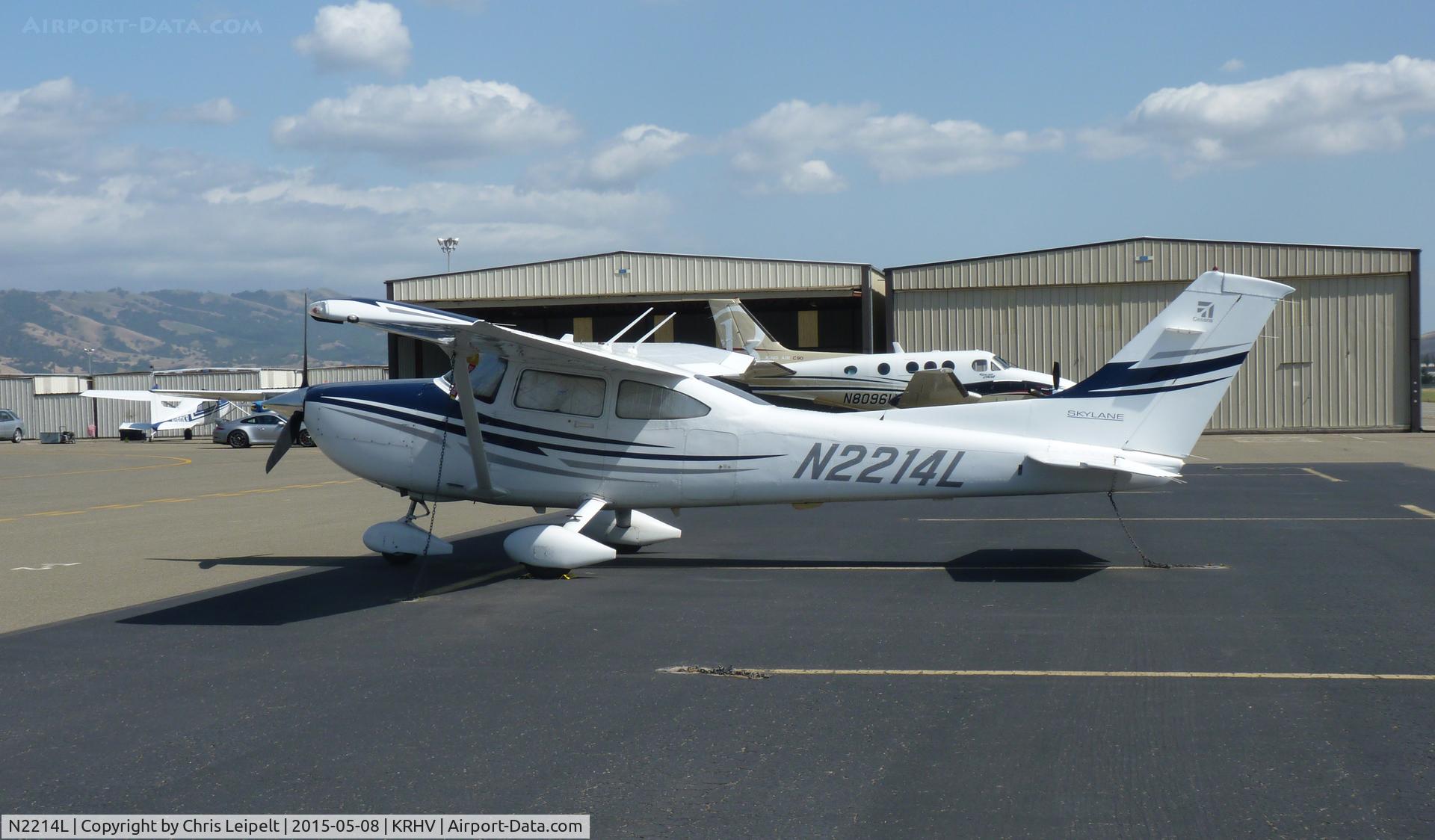 N2214L, 2005 Cessna 182T Skylane C/N 18281718, A local 2005 Cessna 182T at the transient ramp because the Trade Winds ramp was full.
