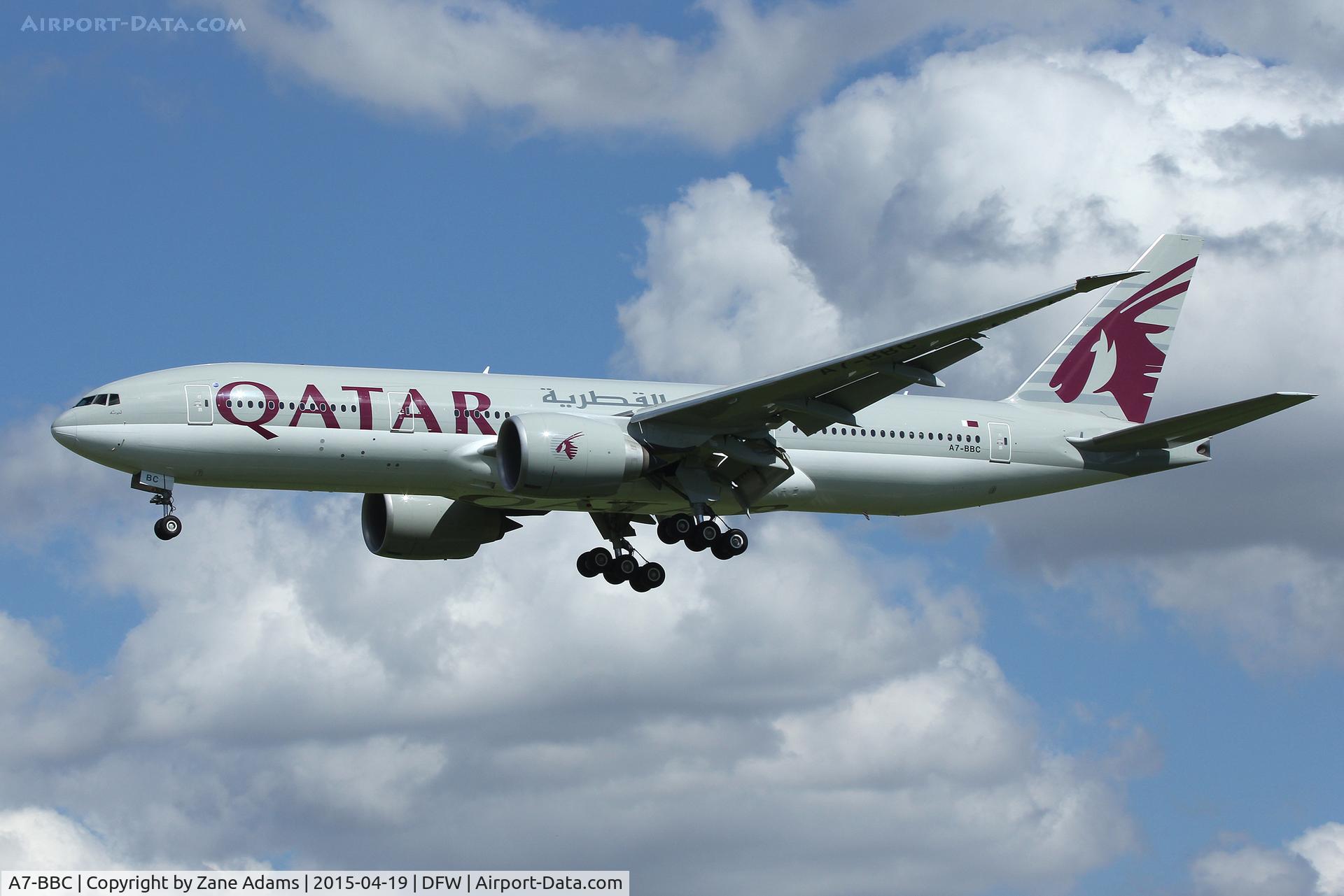 A7-BBC, 2009 Boeing 777-2DZ/LR C/N 36015, Landing at DFW Airport