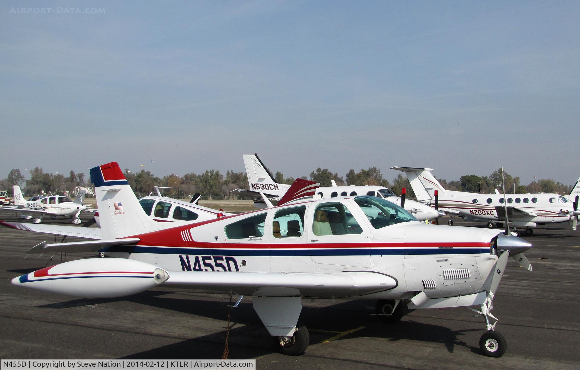 N455D, 1989 Beech F33A Bonanza C/N CE-1408, privately-owned Beech F33A with tip tanks from Chinook, MT @ Mefford Field (Tulare, CA) for 2014 International Ag Expo