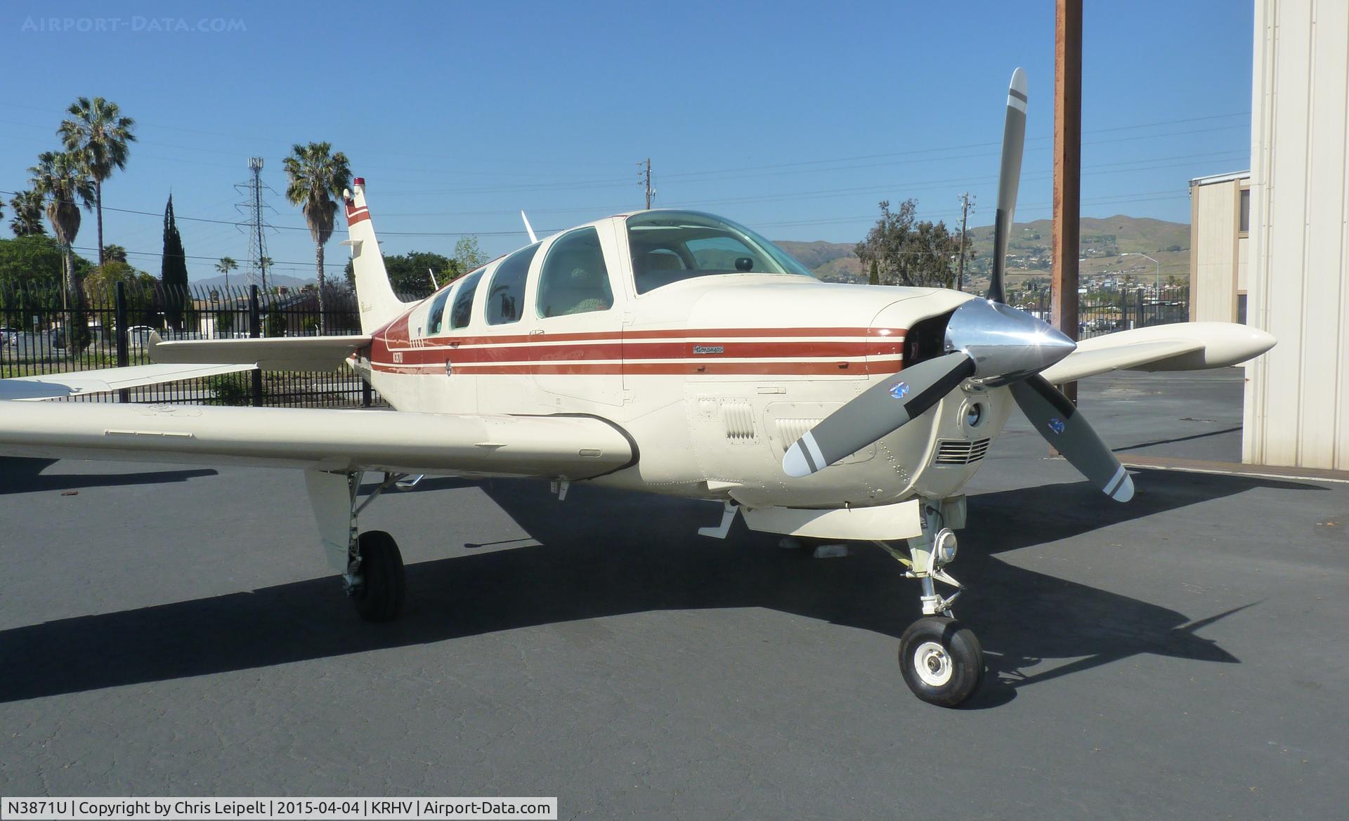 N3871U, 1981 Beech A36TC Bonanza 36 C/N EA-220, A 1981 Beechcraft A36T Bonanza sitting in front of the Lafferty hangar waiting to be sold at Reid Hillview Airport, CA.