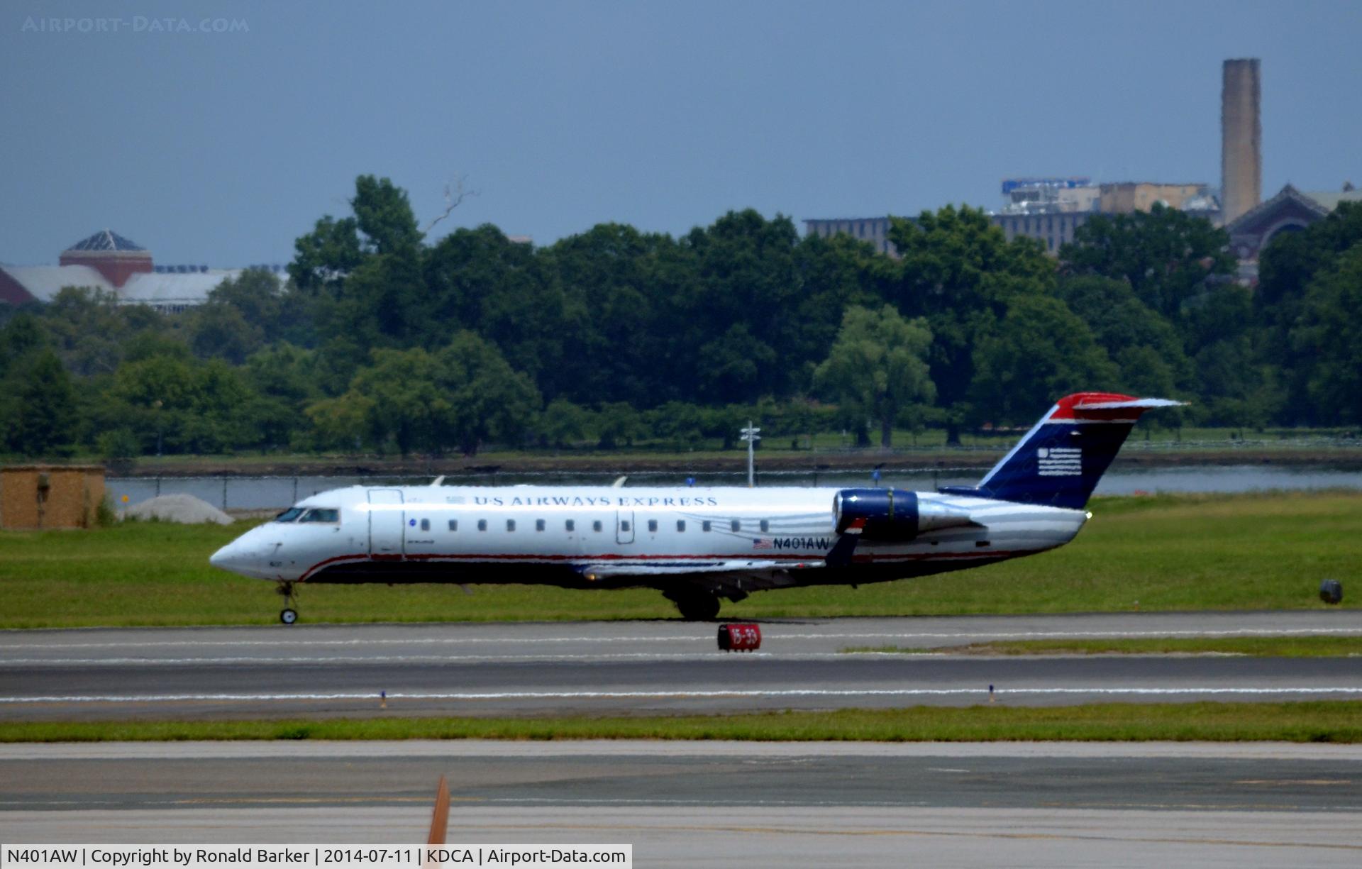 N401AW, 1999 Bombardier CRJ-200LR (CL-600-2B19) C/N 7280, Landing DCA