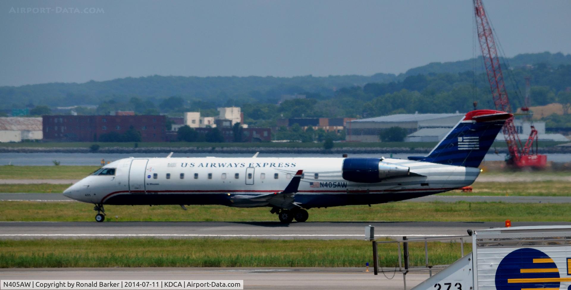 N405AW, 1999 Bombardier CRJ-200LR (CL-600-2B19) C/N 7362, Takeoff DCA