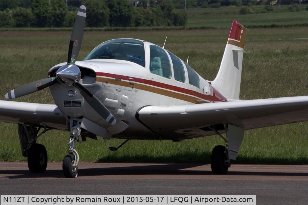 N11ZT, 1987 Beech 35-33 Debonair C/N CE-1108, Parked