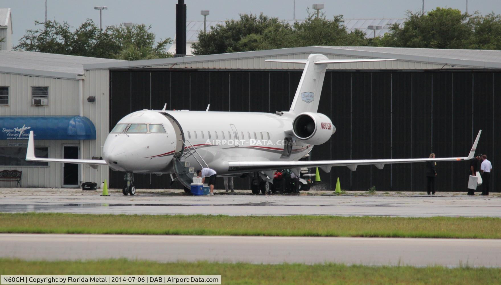 N60GH, 1998 Bombardier CRJ-200ER (CL-600-2B19) C/N 7274, Gene Haas Racing
