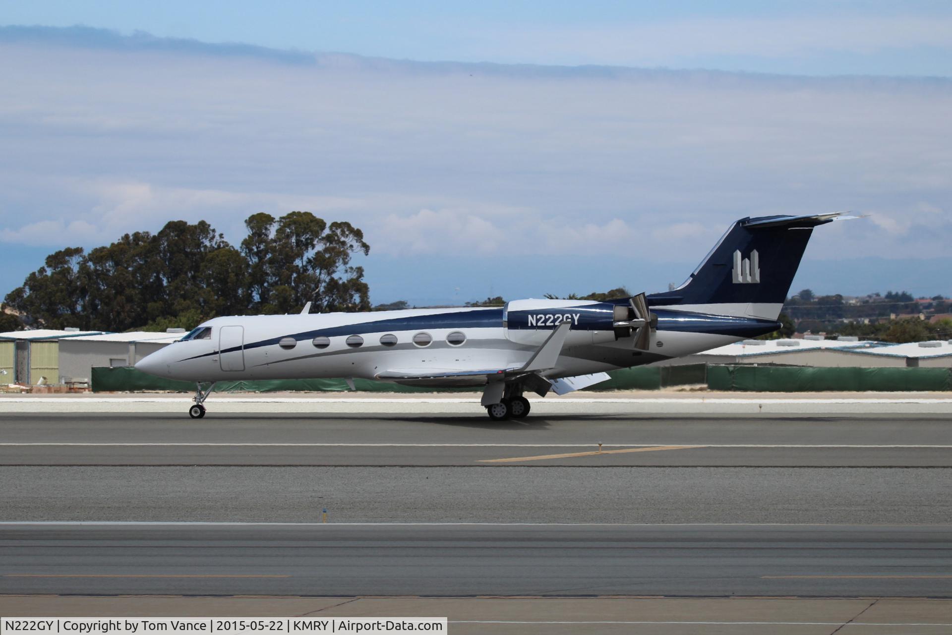N222GY, 1990 Gulfstream Aerospace G-IV C/N 1142, arriving Monterey Regional Airport
