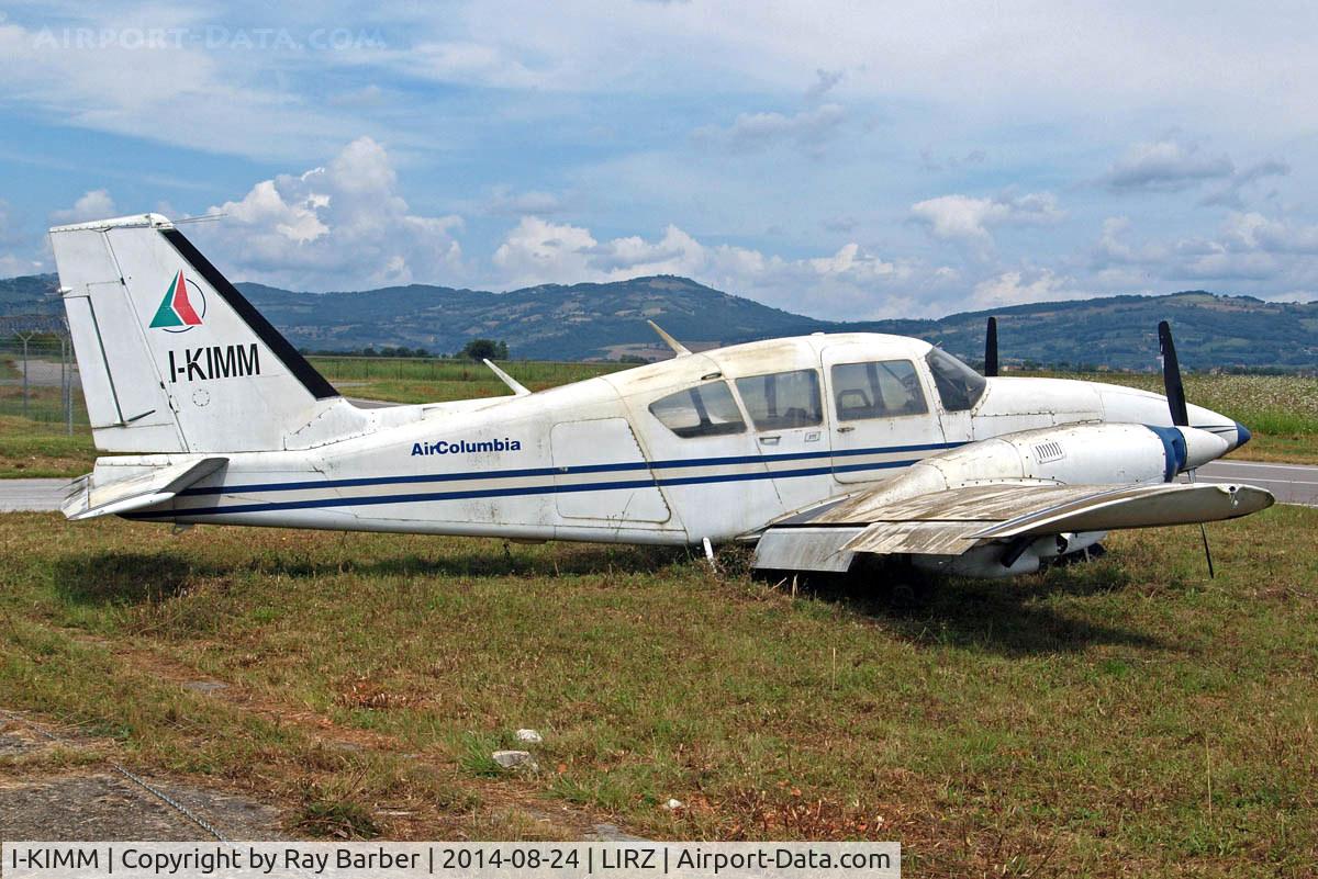 I-KIMM, Piper PA-23-250 Aztec C/N 27-7405434, Piper PA-23-250 Aztec E [27-7405434] (AirColumbia) Perugia~I 24/08/2014