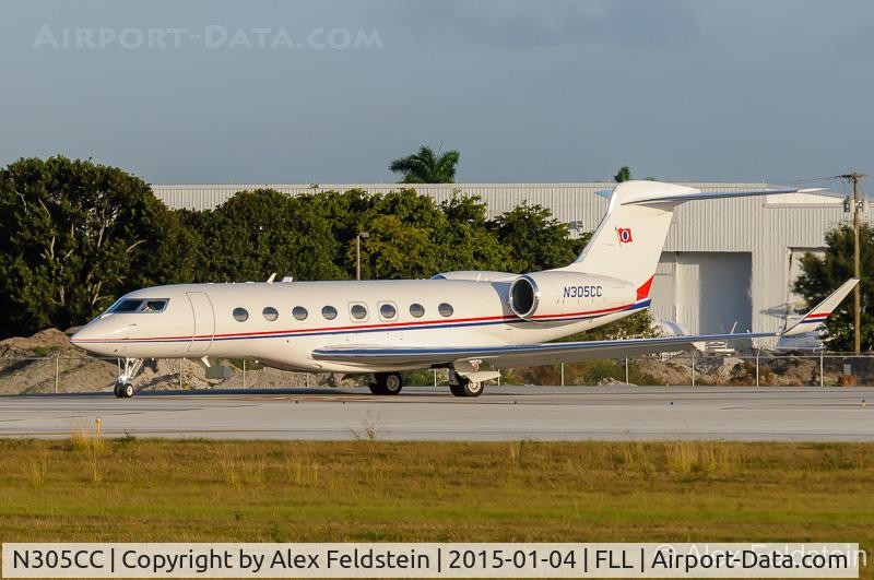 N305CC, 1999 Bombardier BD-700-1A10 Global Express C/N 9027, Ft. Lauderdale