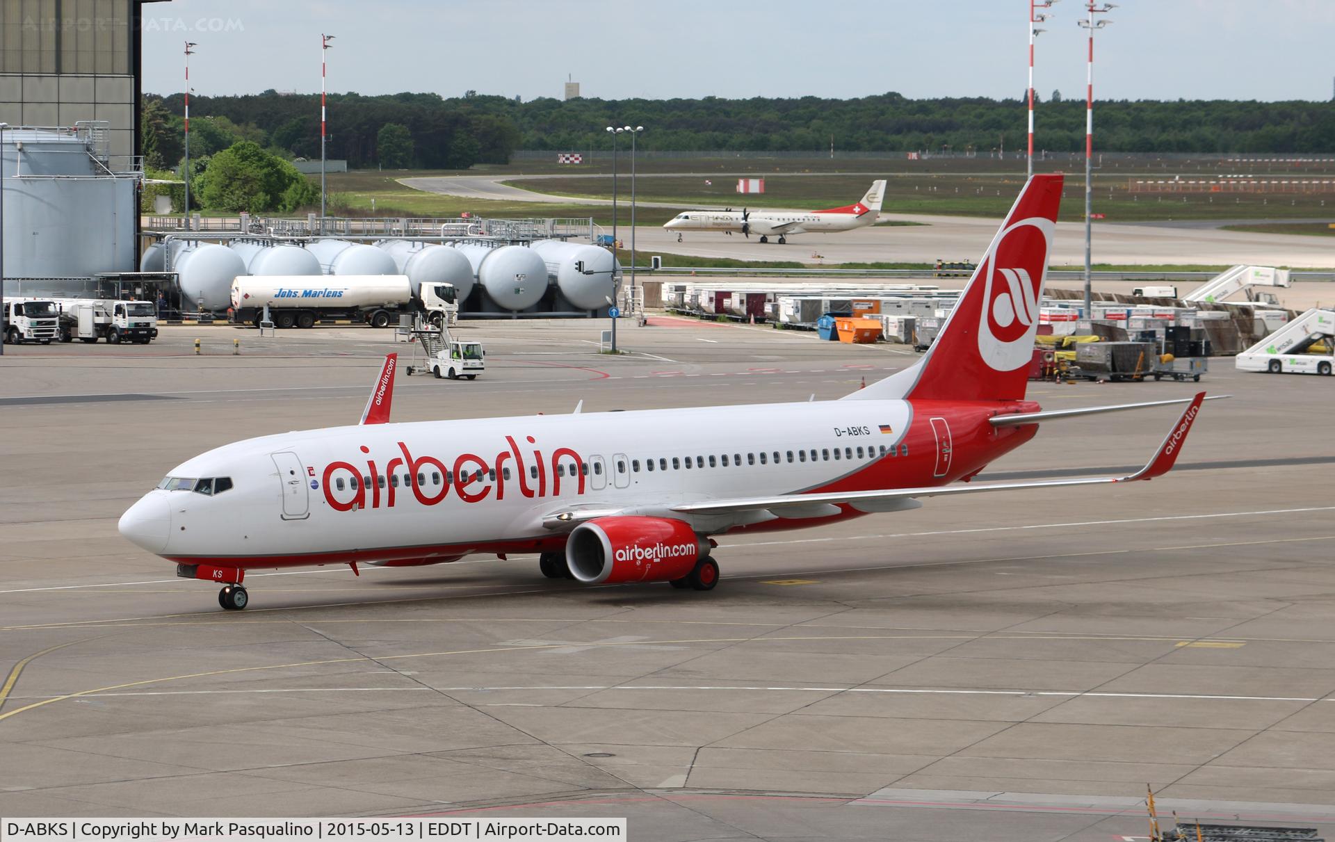 D-ABKS, 2011 Boeing 737-86J C/N 36880, Boeing 737-800