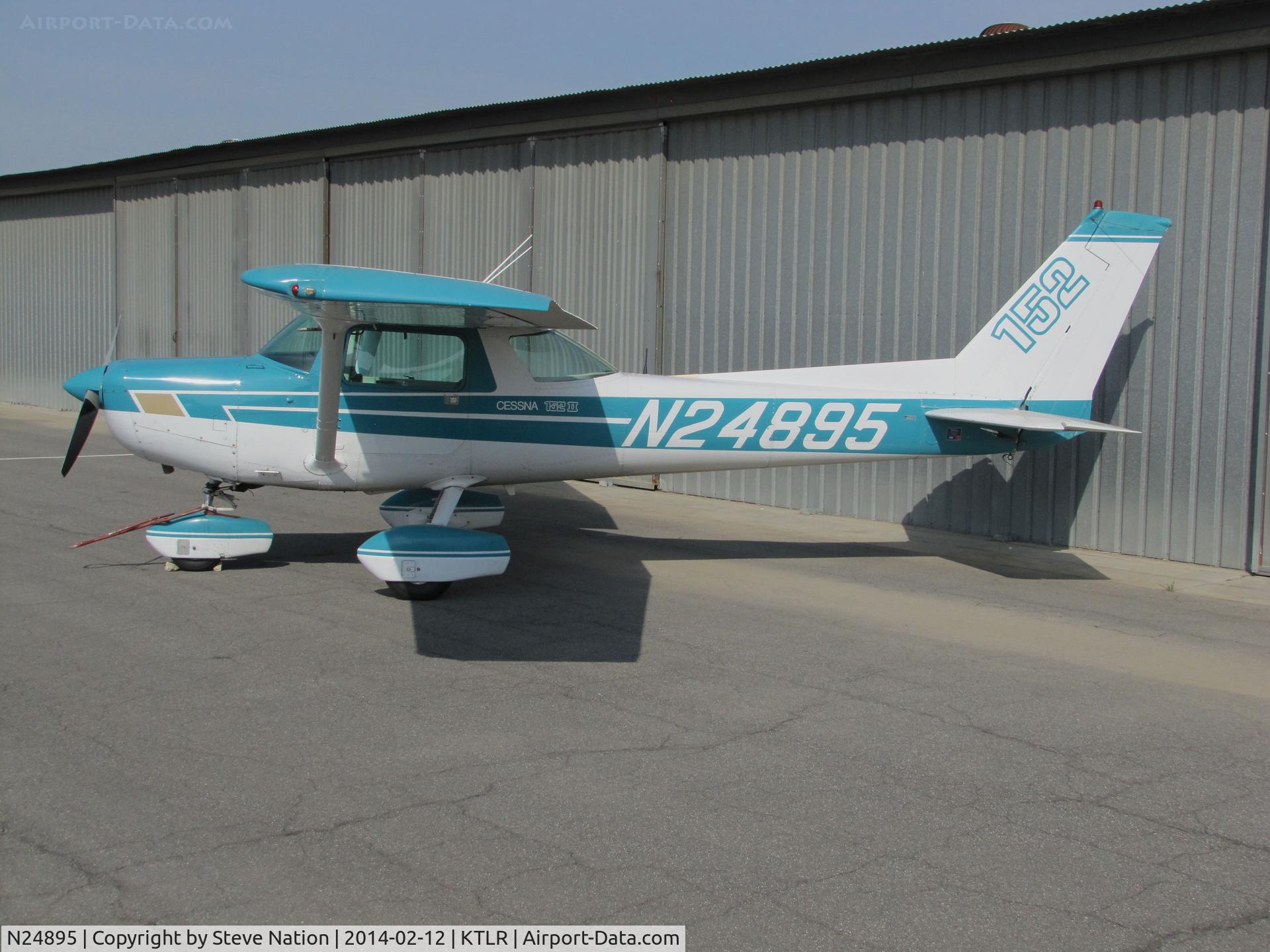 N24895, 1977 Cessna 152 C/N 15280438, SBD Leasing Cessna 152 from Turlock, CA @ Mefford Field (Tulare, CA) for 2014 International Ag Expo