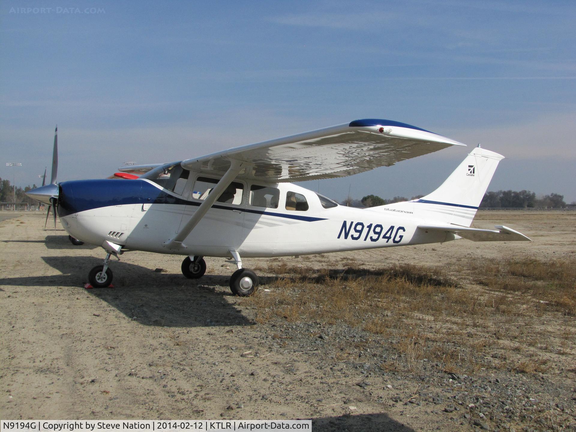 N9194G, Cessna U206G Stationair C/N U20603808, JD Business Services LLC (Ceres, CA) Cessna U206G @ Mefford Field (Tulare, CA) for 2014 International Ag Expo