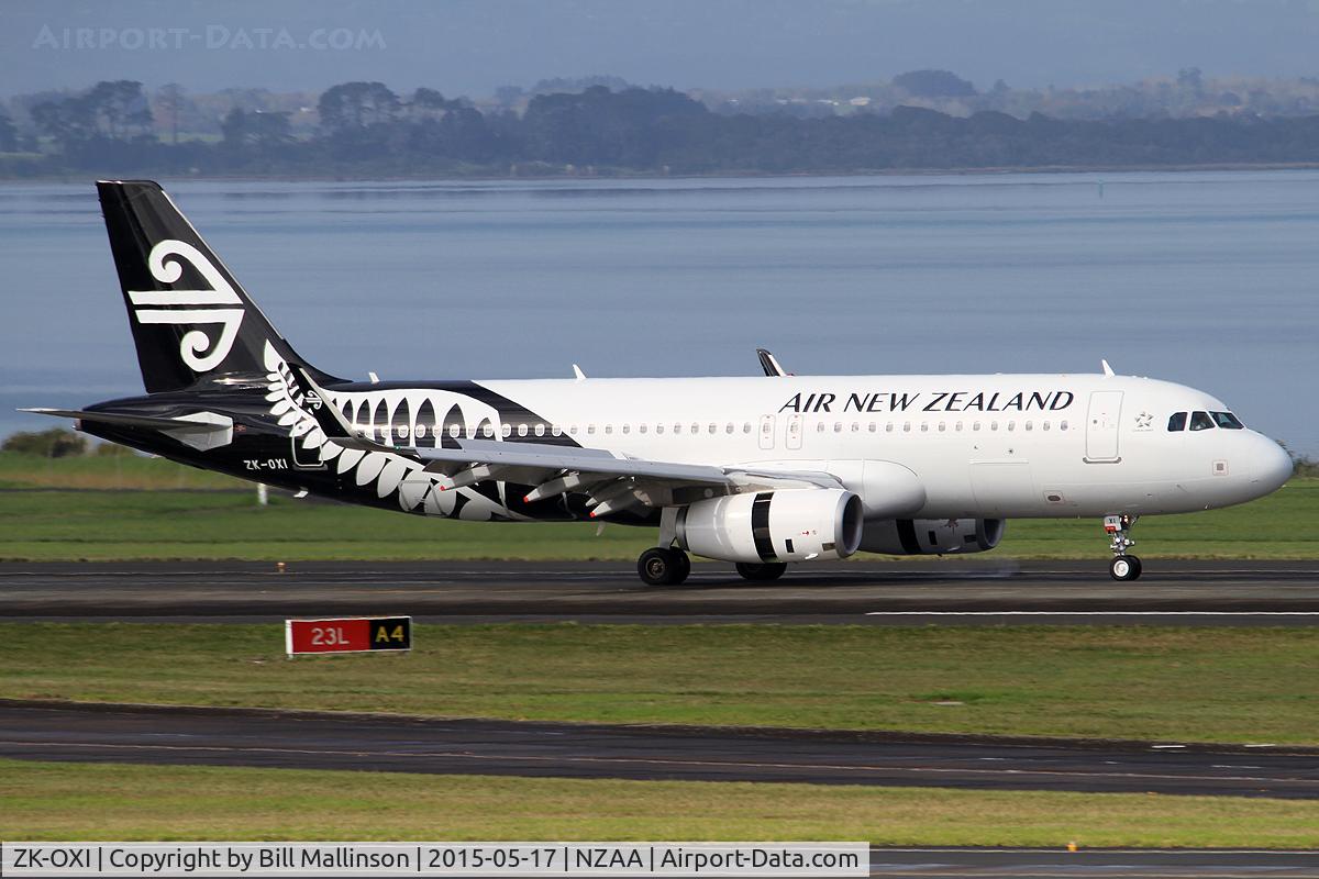 ZK-OXI, 2015 Airbus A320-232 C/N 6533, rolling down 23