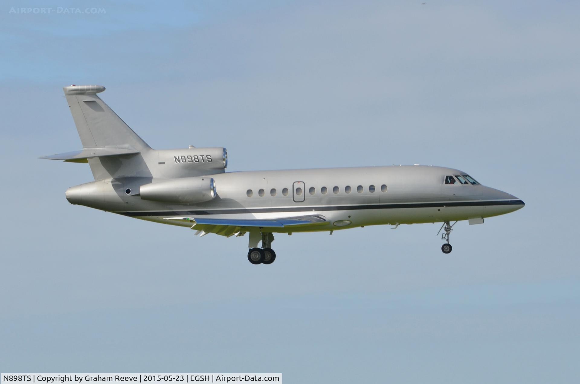 N898TS, 1994 Dassault Falcon 900B C/N 95, Landing at Norwich.