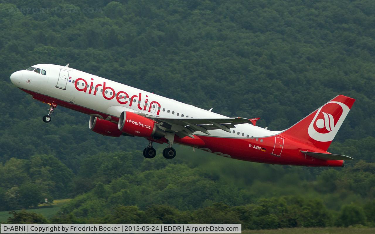 D-ABNI, 2002 Airbus A320-214 C/N 1717, departure to Palma via RW27