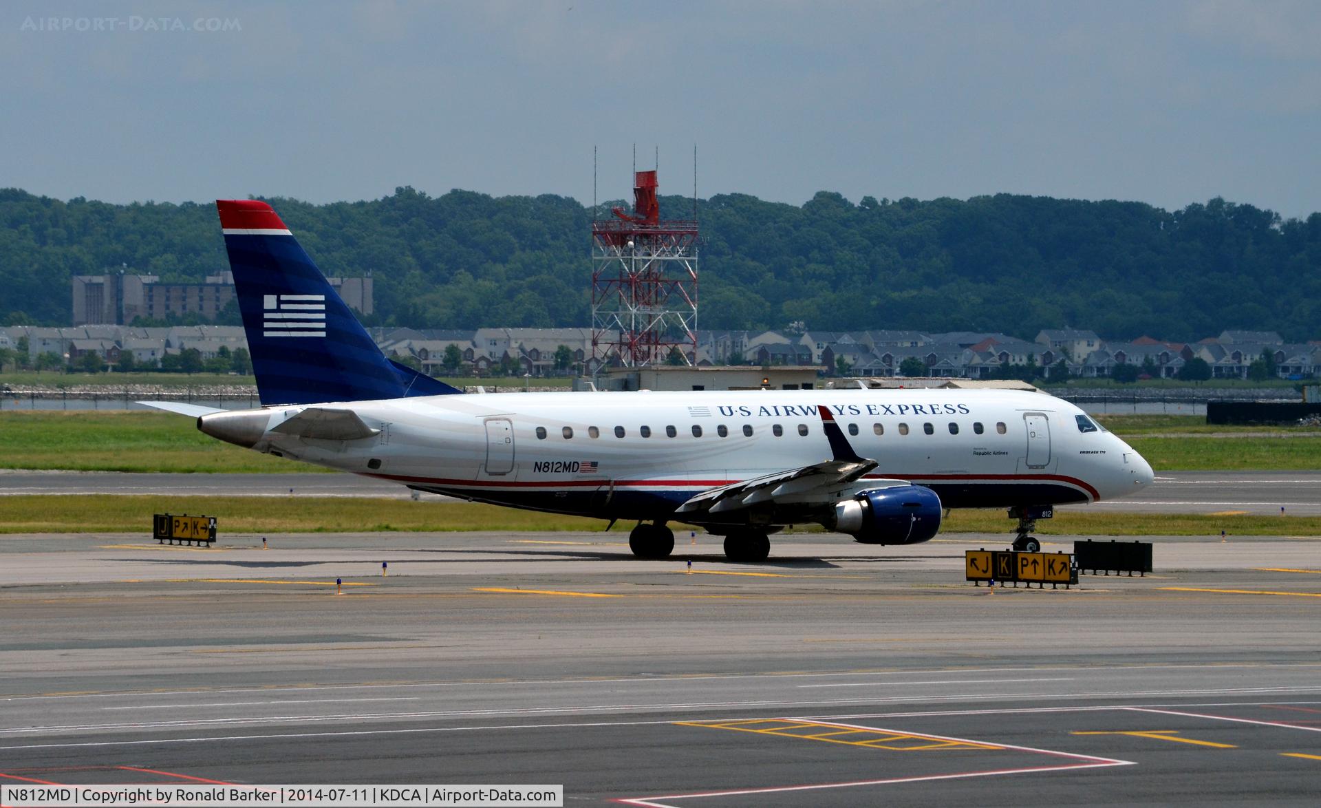 N812MD, 2004 Embraer 170SU (ERJ-170-100SU) C/N 17000030, Taxi National