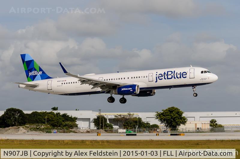 N907JB, 2013 Airbus A321-231 C/N 5865, Blue Really Got Me Goin'