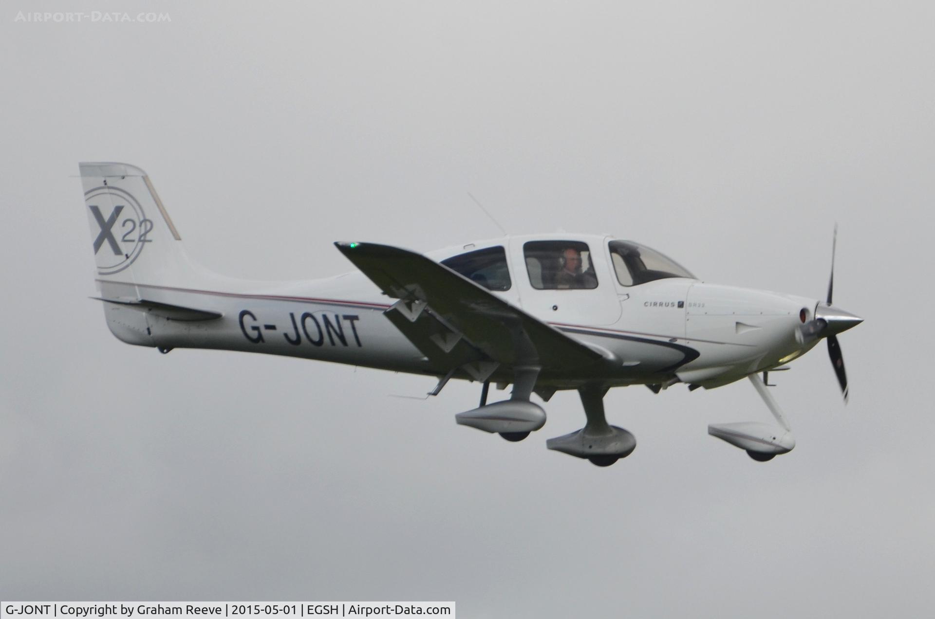 G-JONT, 2010 Cirrus SR22 G3-X C/N 3599, Landing at Norwich.