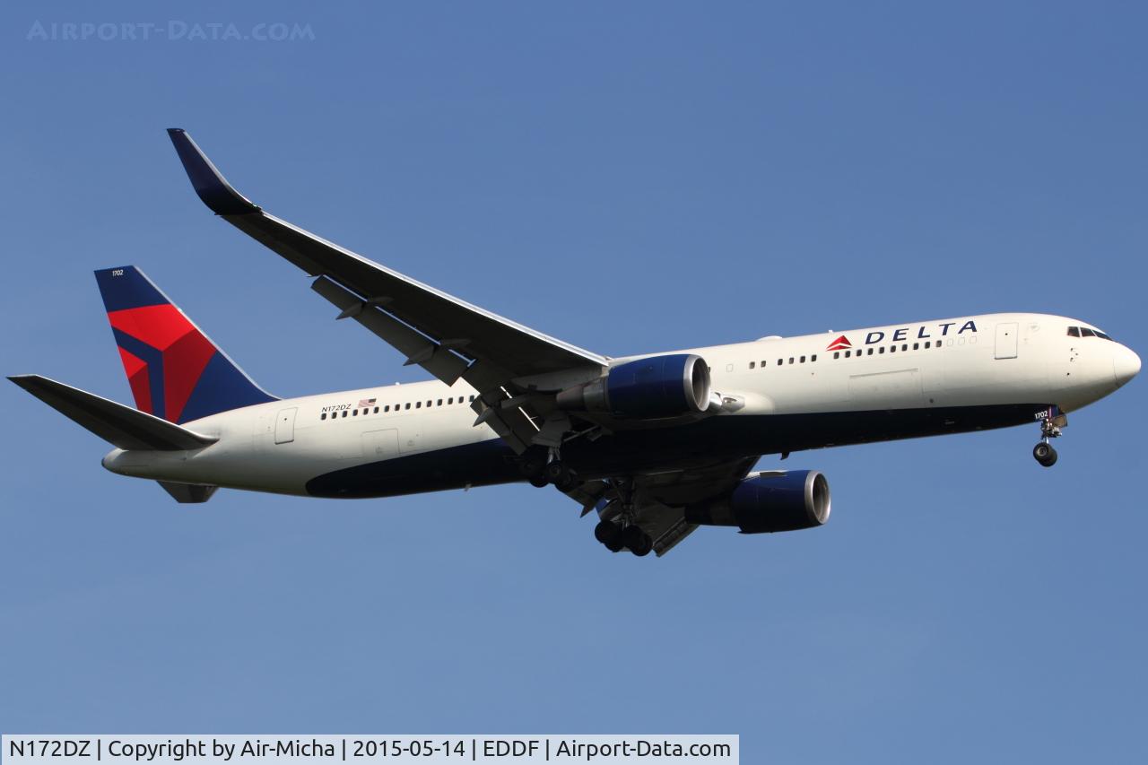N172DZ, 1998 Boeing 767-332 C/N 29691, Delta Air Lines