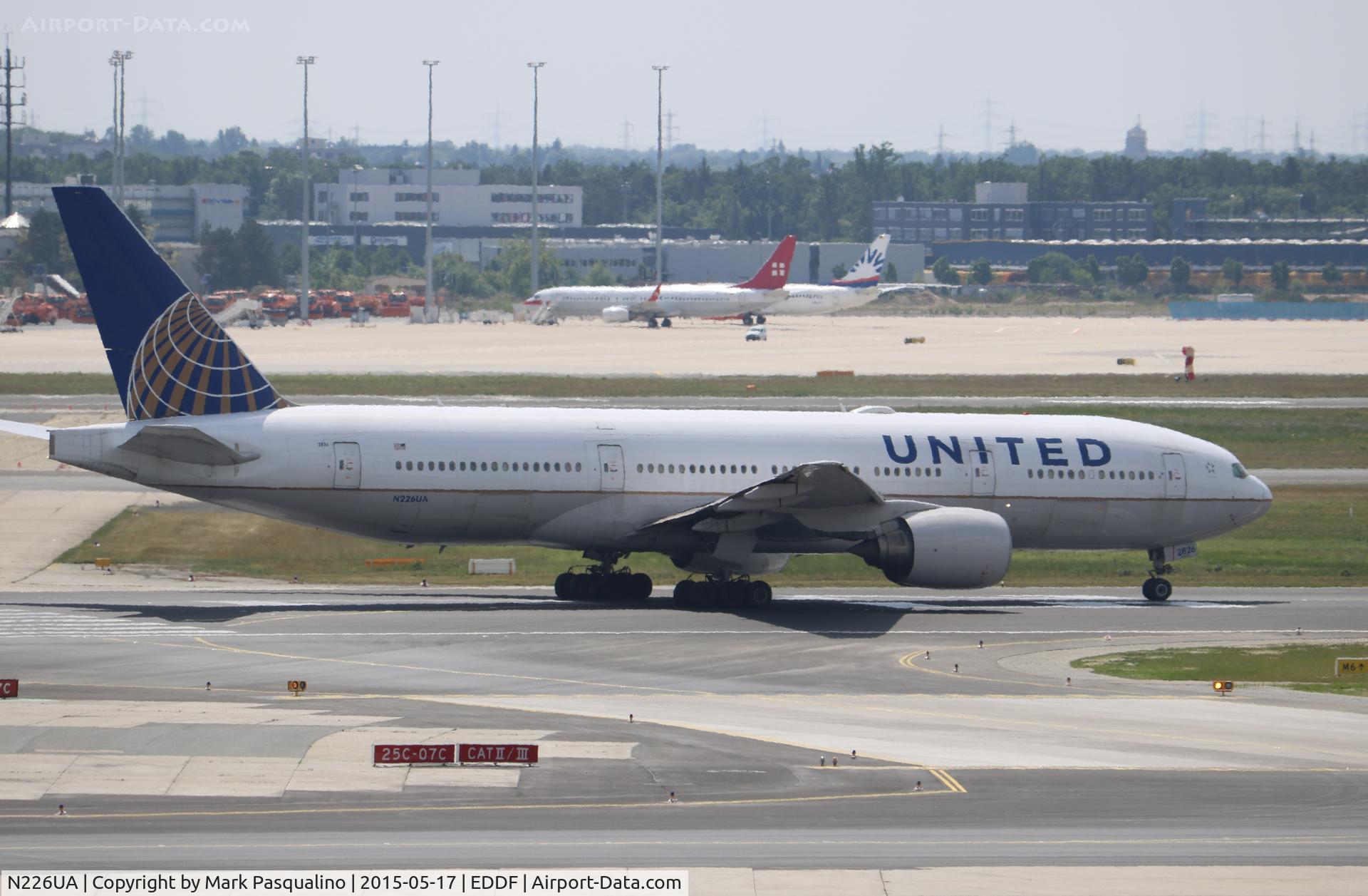 N226UA, 2002 Boeing 777-222 C/N 30226, Boeing 777-200