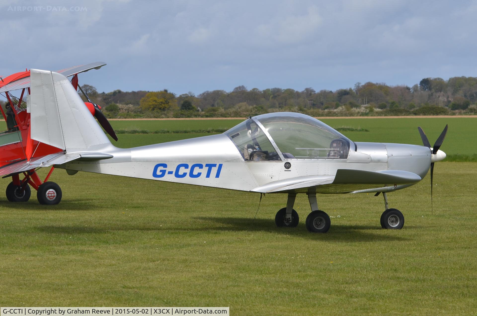 G-CCTI, 2004 Cosmik EV-97 TeamEurostar UK C/N 2009, Parked at Northrepps.