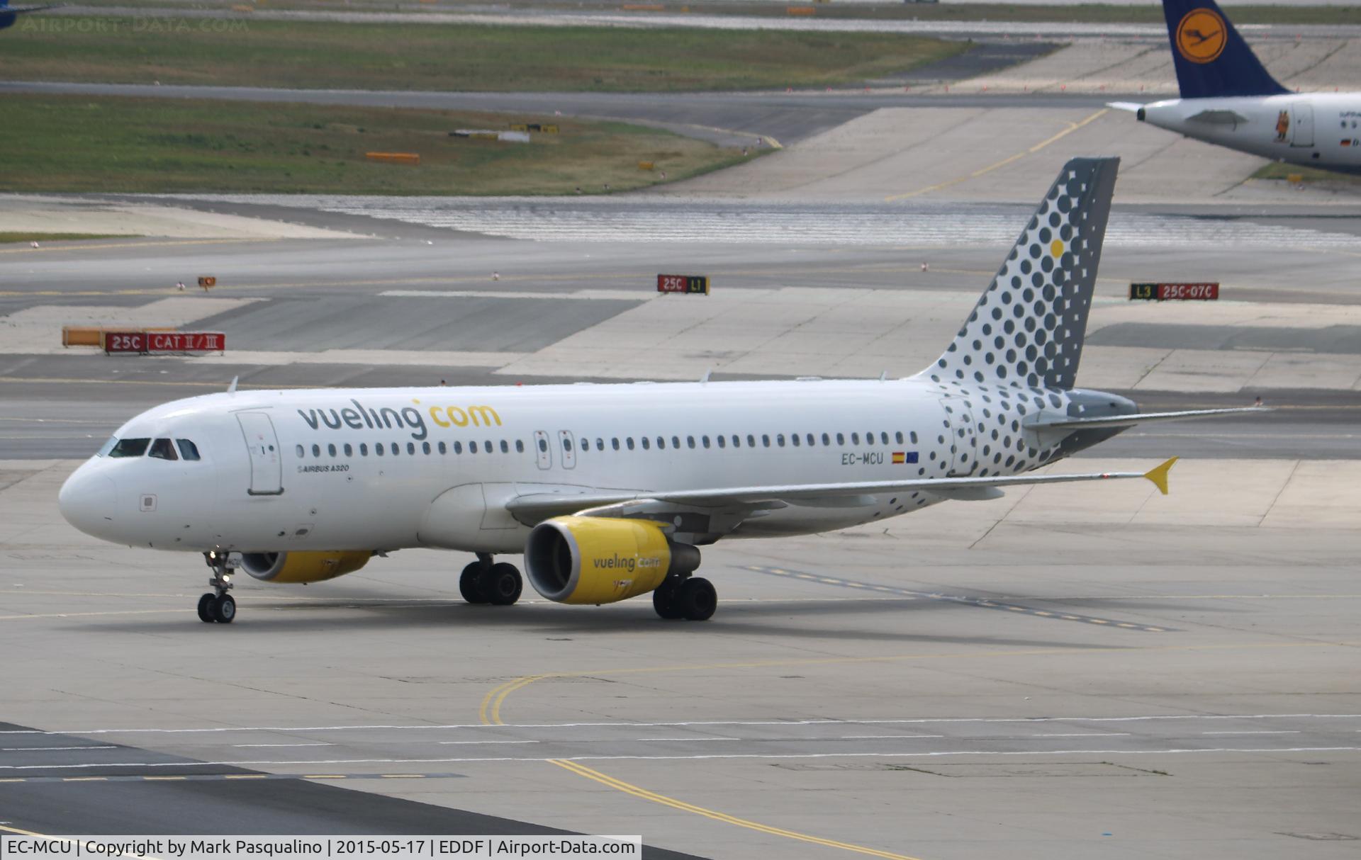 EC-MCU, 2009 Airbus A320-214 C/N 3907, Airbus A320