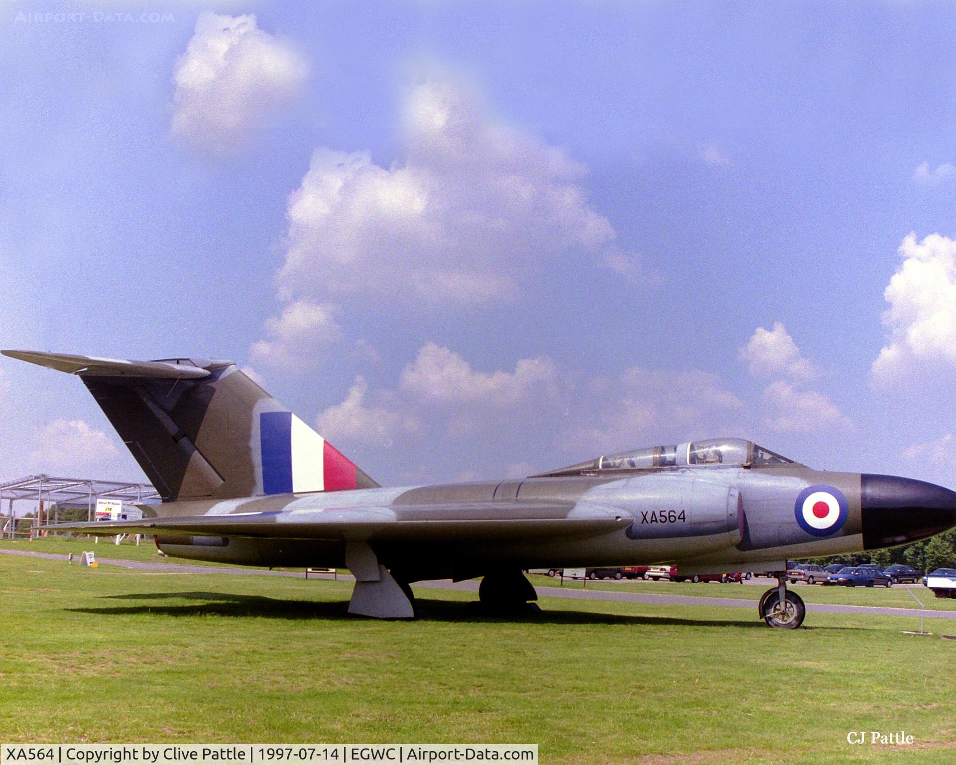 XA564, Gloster Javelin FAW.1 C/N Not found XA564, On external display at the RAF Museum Cosford in 1997. Apols for the nose crop.