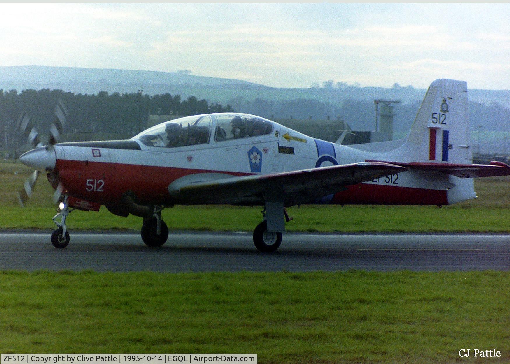 ZF512, 1992 Short S-312 Tucano T1 C/N S156/T127, Taxying for departure to the active rwy 27 at RAF Leuchars EGQL