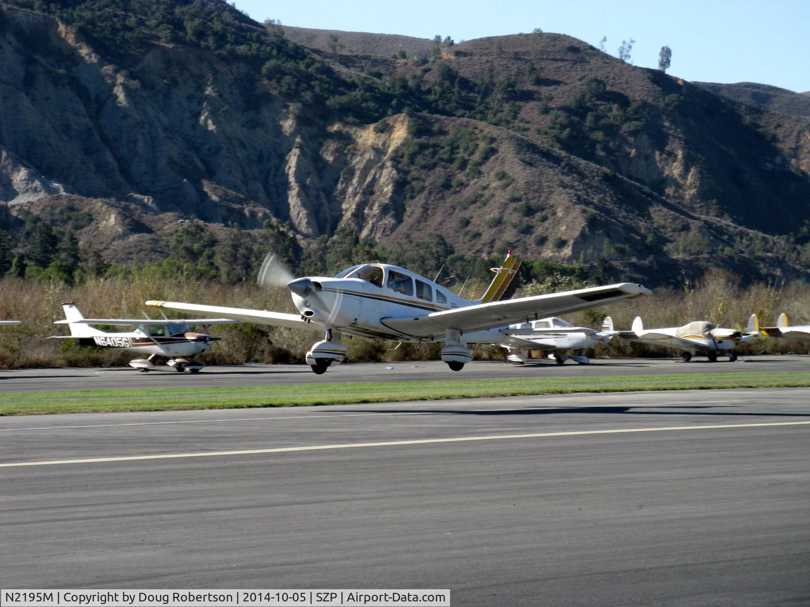 N2195M, 1979 Piper PA-28-236 Dakota C/N 28-7911090, 1979 Piper PA-28-236 DAKOTA, Lycoming O-540-J3A5D 235 Hp, takeoff climb Rwy 04