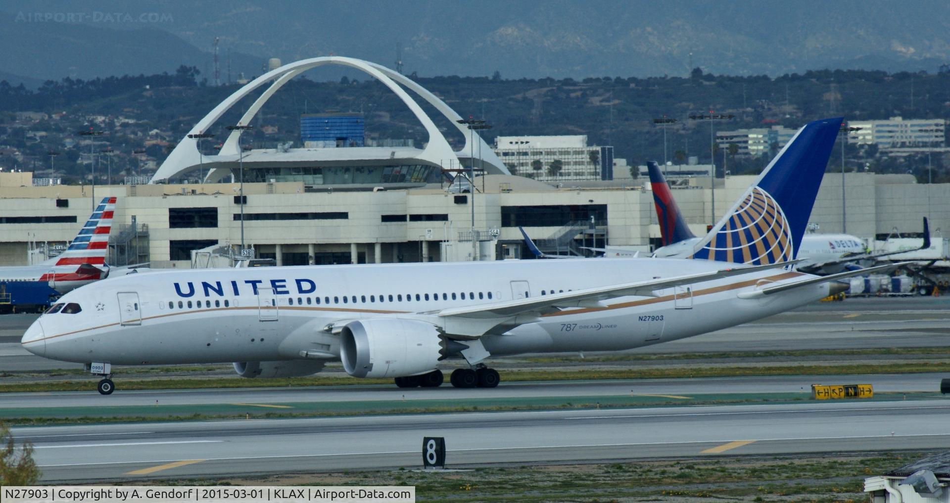 N27903, 2012 Boeing 787-8 Dreamliner C/N 34823, United, seen here shortly after landing at Los Angeles Int'l(KLAX)