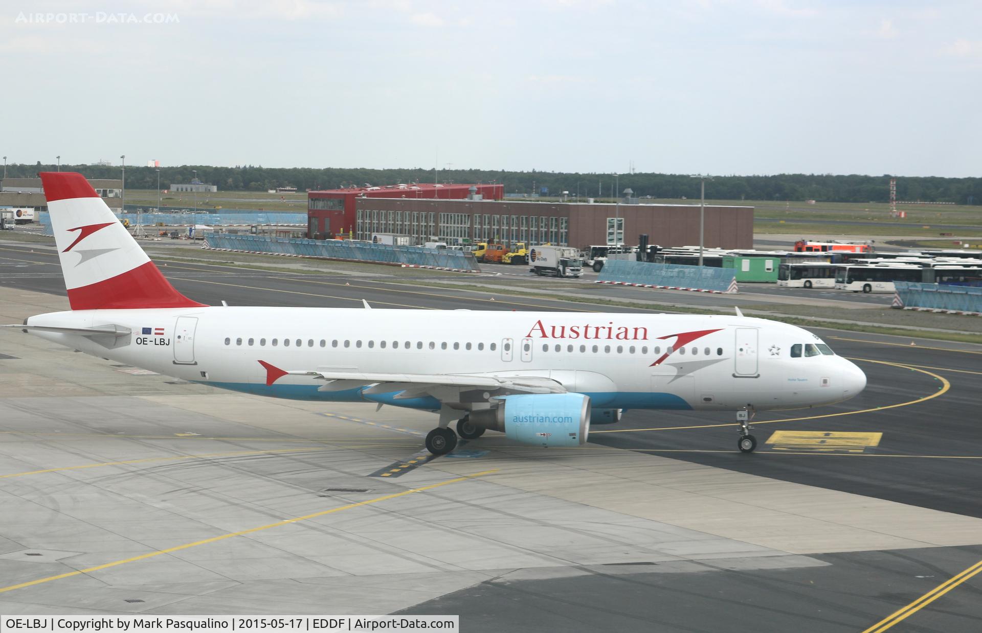 OE-LBJ, 2001 Airbus A320-214 C/N 1553, Airbus A320