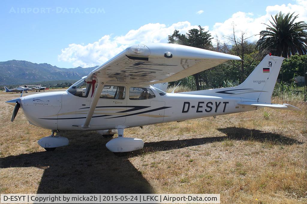 D-ESYT, 2007 Cessna 172S C/N 172S10524, Parked