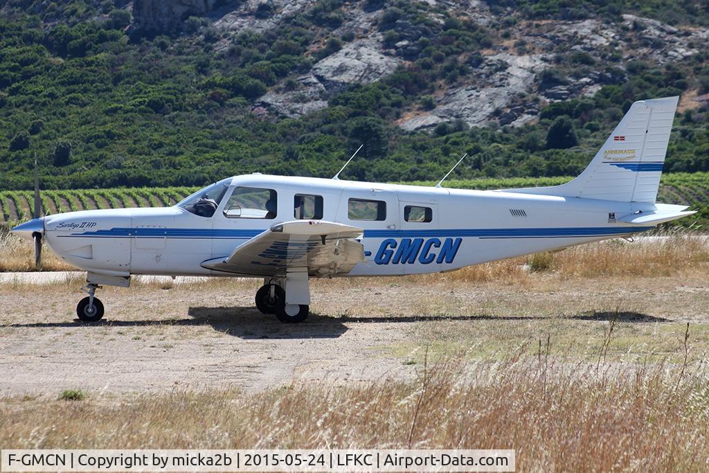F-GMCN, 1993 Piper PA-32R-301 Saratoga SP C/N 3213049, Parked