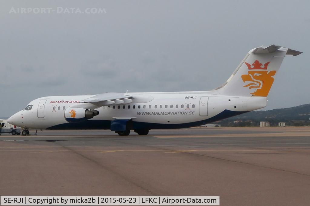 SE-RJI, 1999 British Aerospace Avro 146-RJ100 C/N E3357, Parked