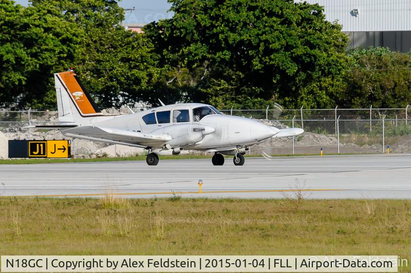 N18GC, 1970 Piper PA-23-250 Aztec C/N 27-4490, Ft. Lauderdale