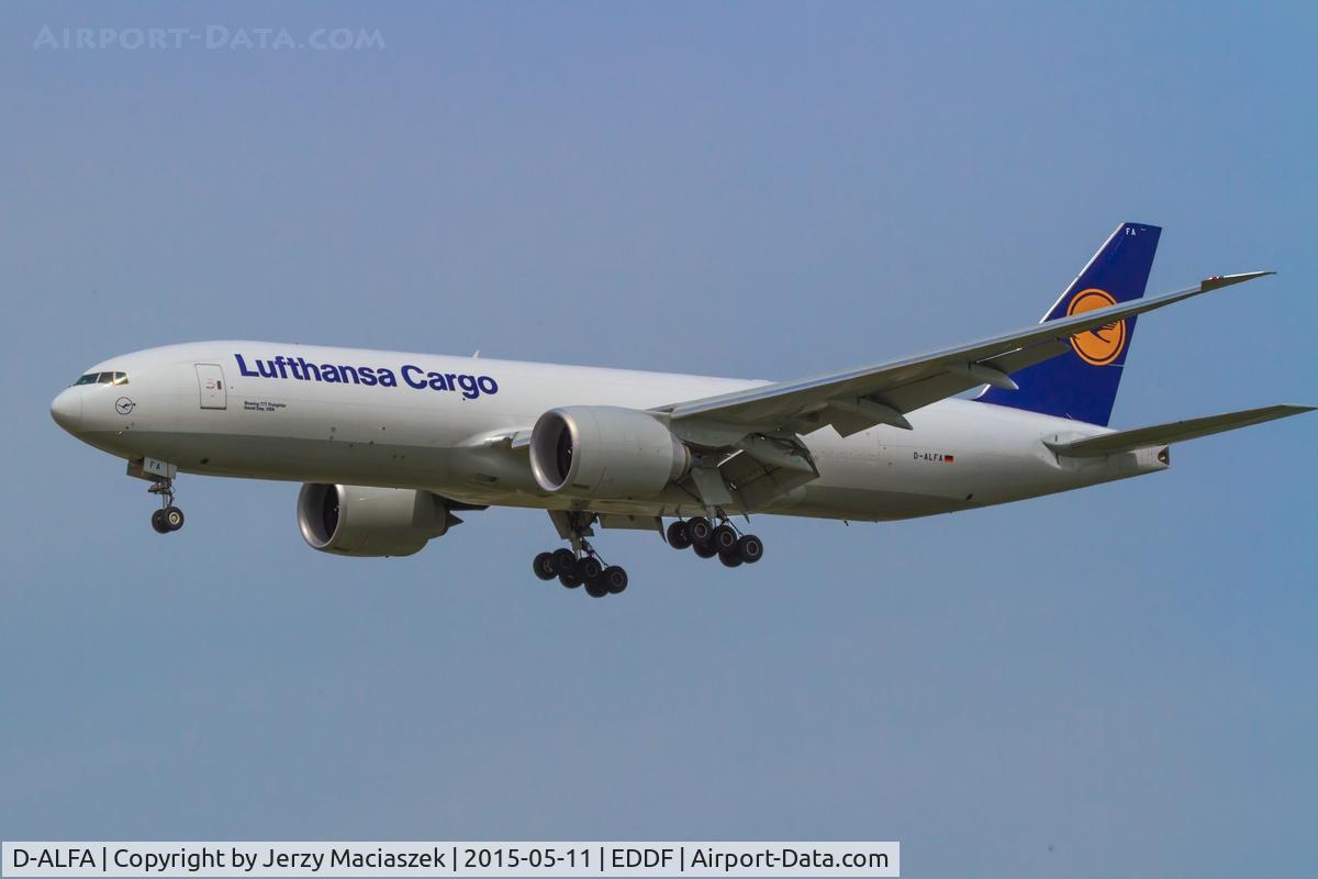 D-ALFA, 2013 Boeing 777-FBT C/N 41674, Boeing 777-FBT