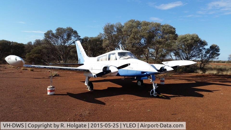 VH-DWS, 1966 Cessna 310K C/N 310K0057, Cessna 310K VH-DWS Leonora WA
