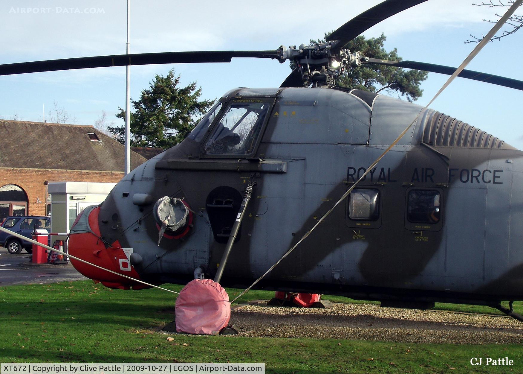 XT672, 1966 Westland Wessex HC.2 C/N WA540, Another view whilst on Gate Guard duties at its former base - RAF Shawbury EGOS, coded WE ex 2 FTS